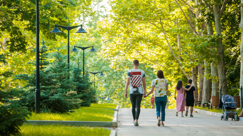 В четверг жителей Молдовы ожидает жаркая погода – до +35°С. Фото: Point.md