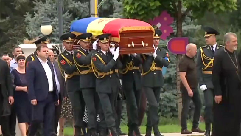 Cortegiul funerar al lui Mircea Snegur, așteptat la Palatul Republicii