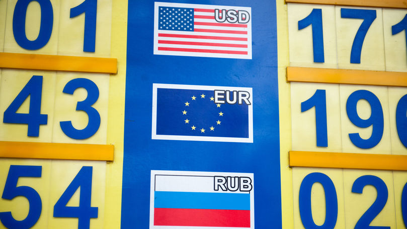 Curs valutar 7 august 2020: Cât valorează un euro și un dolar