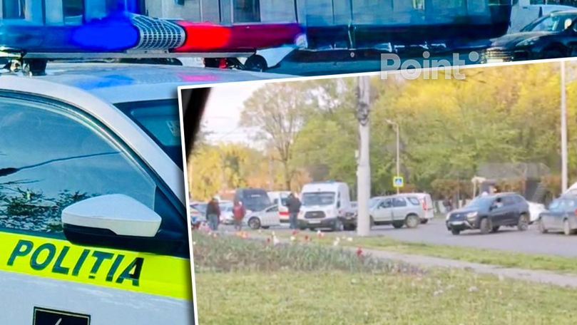 Accident în Capitală cu implicarea unei ambulanțe: Doi copii au ajuns la spital.