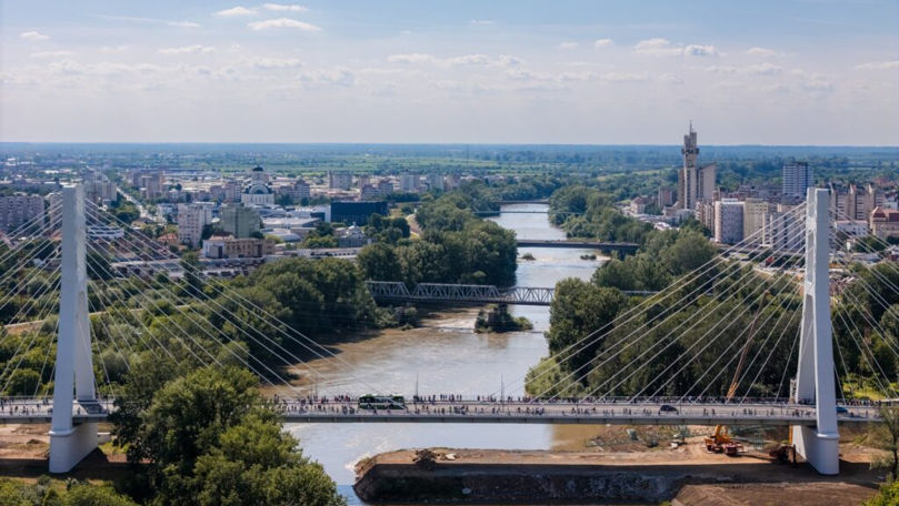 Cel mai lung pod hobanat din România a fost inaugurat