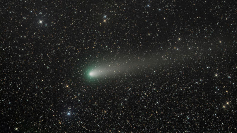 Doi astronomi ar fi descoperit cea mai mare cometă observată vreodată