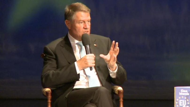 Klaus Iohannis şi-a lansat a treia sa carte: Nu am vrut să fie prețioasă