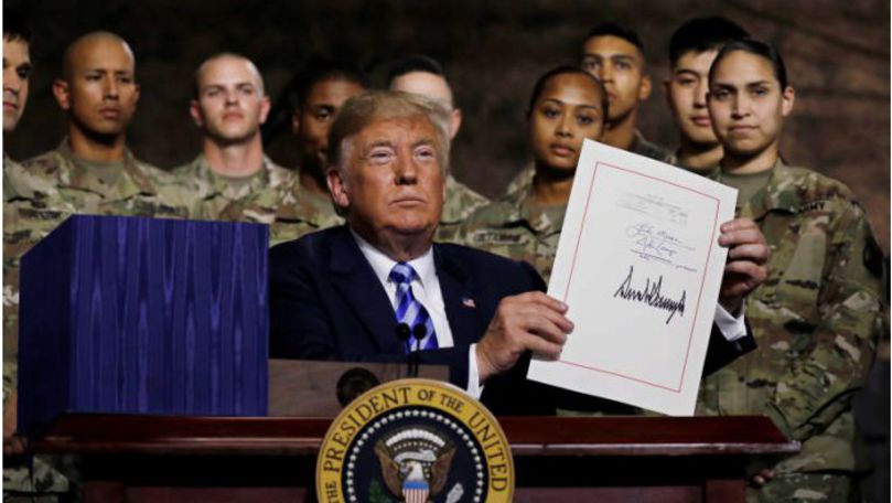 Donald Trump a promulgat bugetul pe 2019 al Pentagonului
