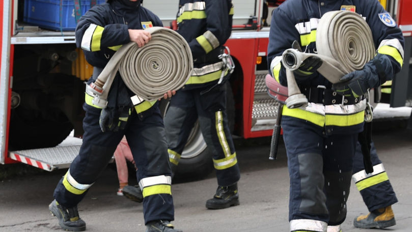 Incendiu la o cafenea din Capitală: 6 echipe de pompieri au intervenit