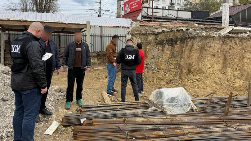 В Бельцах на стройке задержали четырёх граждан Таджикистана без документов.