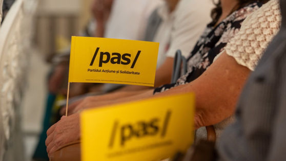 Activiștii PAS riscă amenzi până la 1.600 de lei pentru mesaje xenofobe