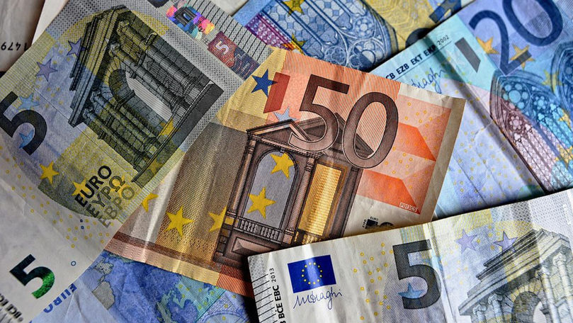 Curs valutar 5 iulie 2025: Cât valorează un euro și un dolar
