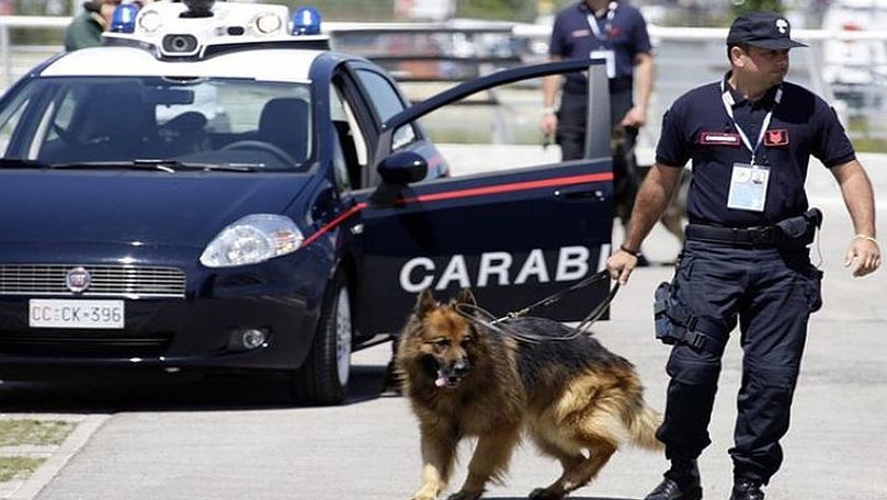 Doi moldoveni, reținuți în Italia după ce au încercat să fure piese auto
