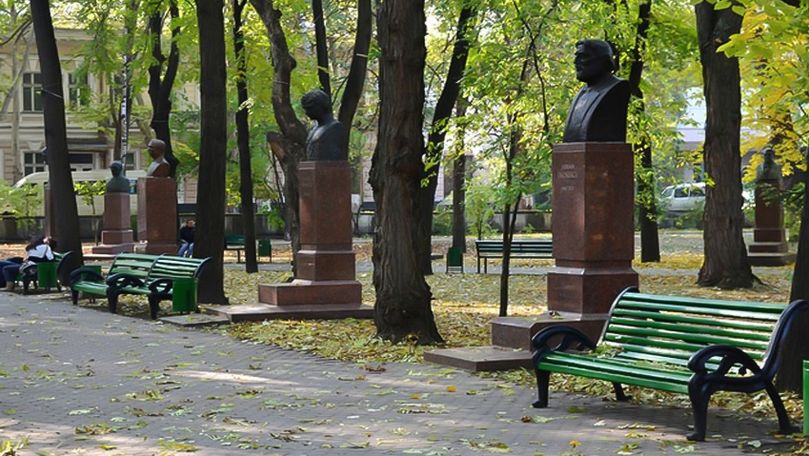 Ministerul Culturii, despre renovarea a 2 parcuri: Au statut de monument