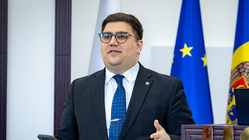 Пресс-секретарь правительства Даниел Водэ.