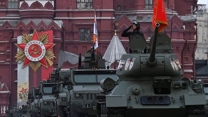 Trupele străine, îndemnate de Kiev să evite parada de 9 Mai din Moscova