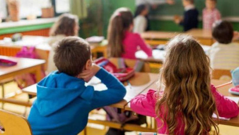 Chișinău: 2 copii din grădinițe și 26 de elevi, diagnosticați cu COVID