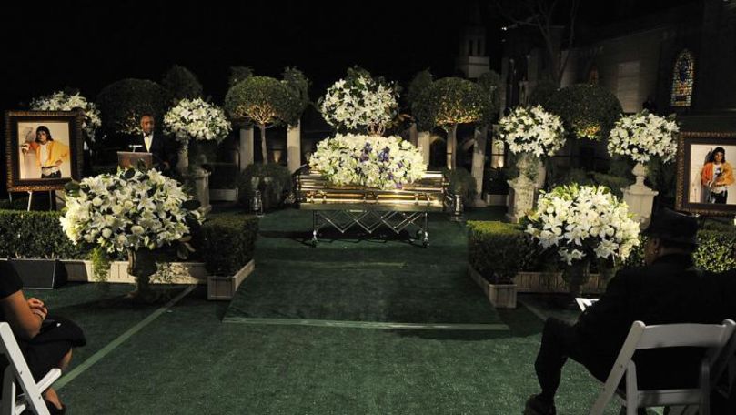 Trupul lui Michael Jackson nu ar fi în sicriul îngropat de familia lui