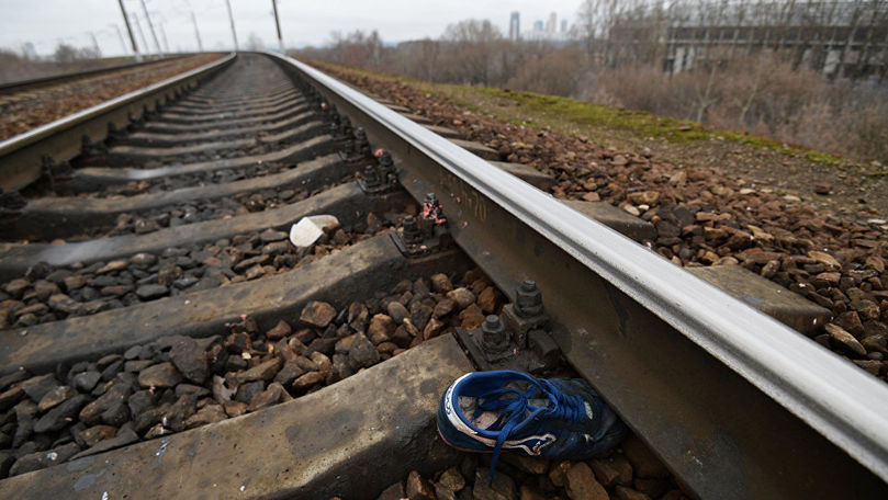 Planurile tânărului care a fost lovit de o locomotivă la Ocnița