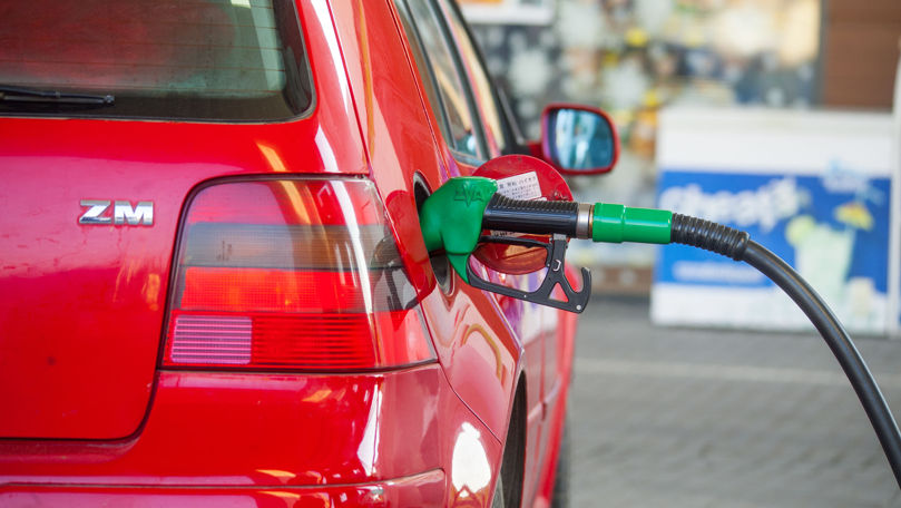 Se scumpesc semnificativ carburanții în R. Moldova. Explicația ANRE