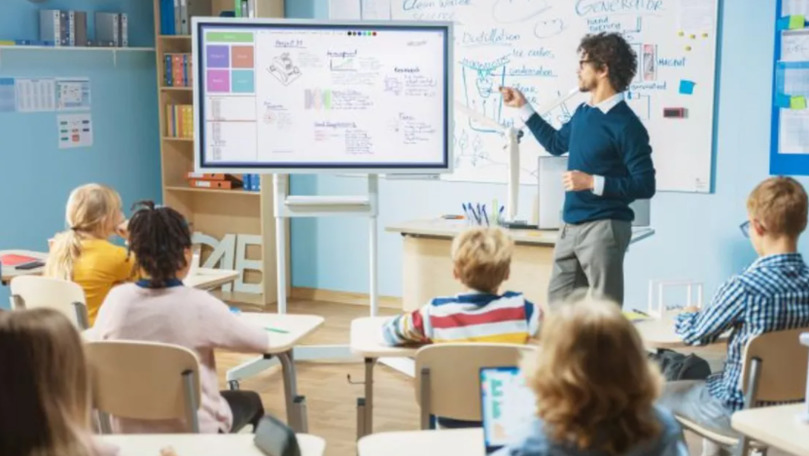 Un moldovean stabilit în Estonia spune cum arată o educație modernă