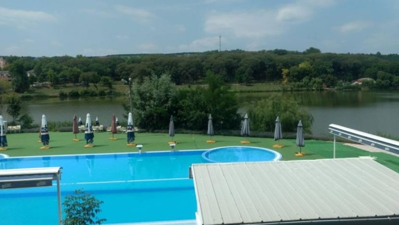 Împuşcat de poliţist. Cum arată piscina după tragedia de la Hânceşti