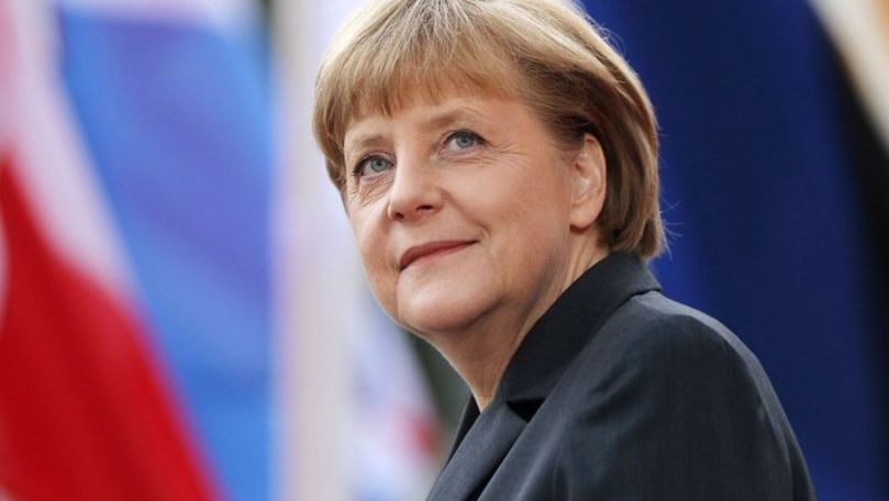 Merkel vrea 1 milion de staţii de încărcare pentru maşinile electrice