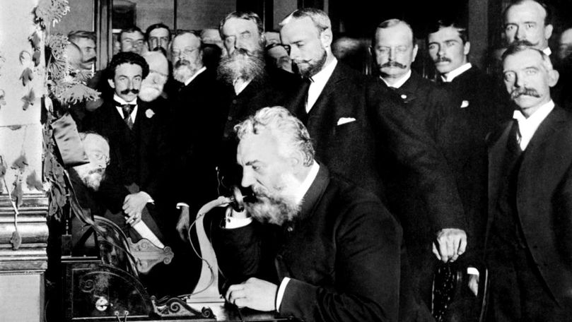 Primul apel telefonic a fost efectuat acum 143 de ani