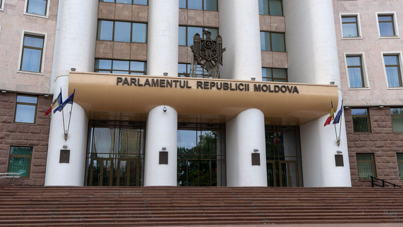 Parlamentul se convoacă în sesiunea de toamnă: Atribuțiile, limitate