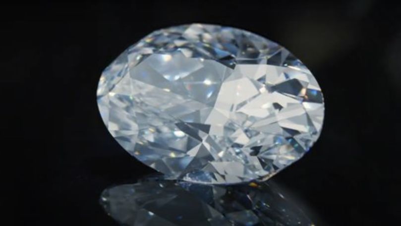 Un diamant extrem de rar, vândut la licitaţie pentru o sumă incredibilă