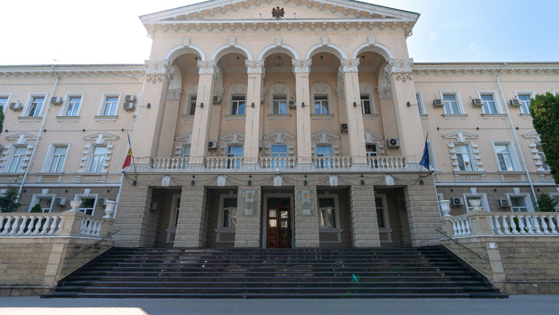 MAI: Serviciile de cazier și pașapoarte urgente, din nou funcționale