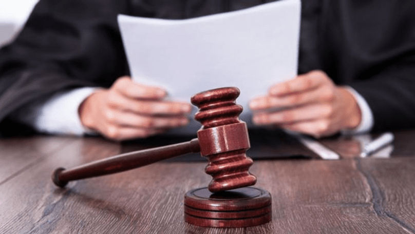 Un avocat, condamnat pentru escrocherie: Cum și-a dus de nas clientul