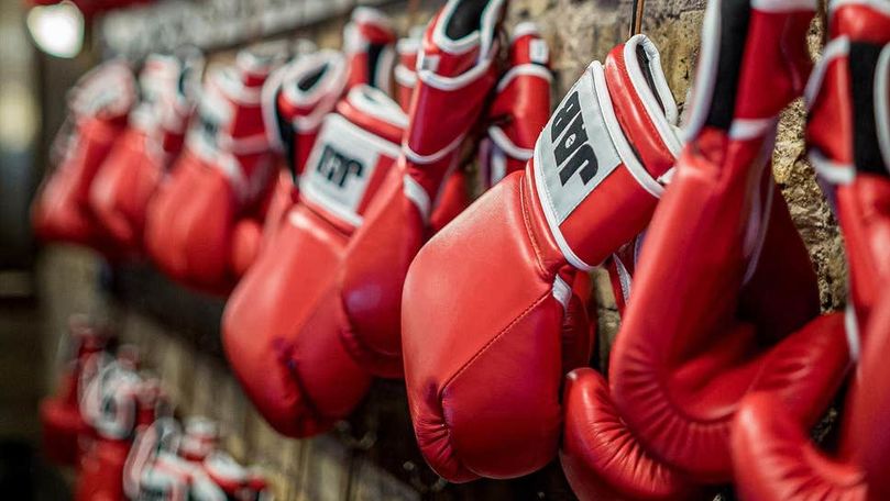 Turneul olimpic european de box de la Londra a fost suspendat