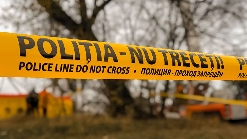 Chișinău: Un tânăr s-a aruncat în gol de la etajul nouă al unui bloc