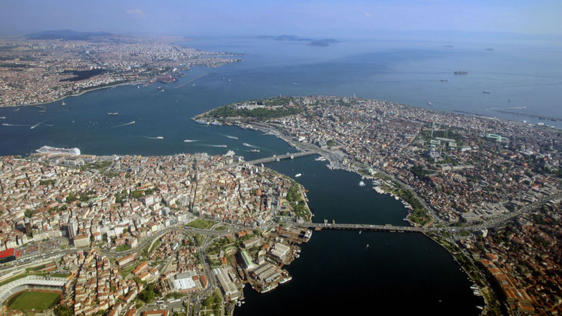 Turcia impune noi reguli pentru traficul maritim din Bosfor şi Dardanele