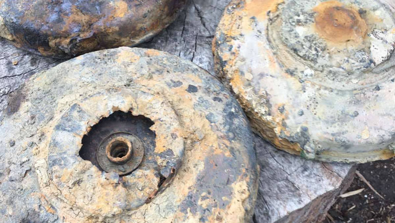 Patru mine antitanc, găsite într-o fântână la Sinești