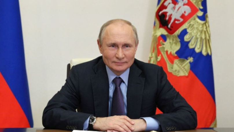 Putin se declară dispus să susțină la președinție și un critic de-al său