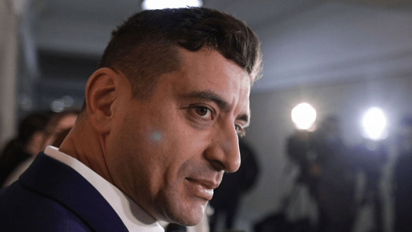 Украинские спецслужбы подтверждают, что Симион встречался с агентом ФСБ.