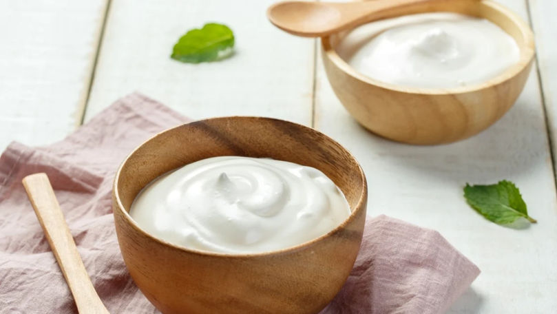 Iaurt de casă: O rețetă simplă și delicioasă cu doar două ingrediente