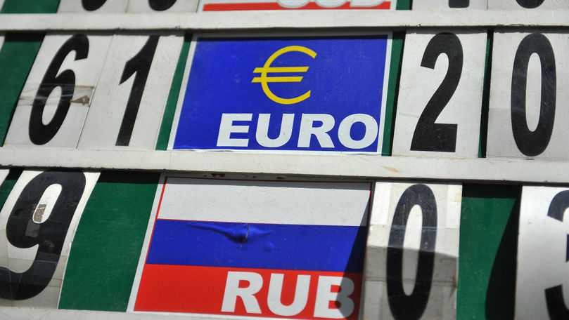 Curs valutar: Cât costă un euro și un dolar