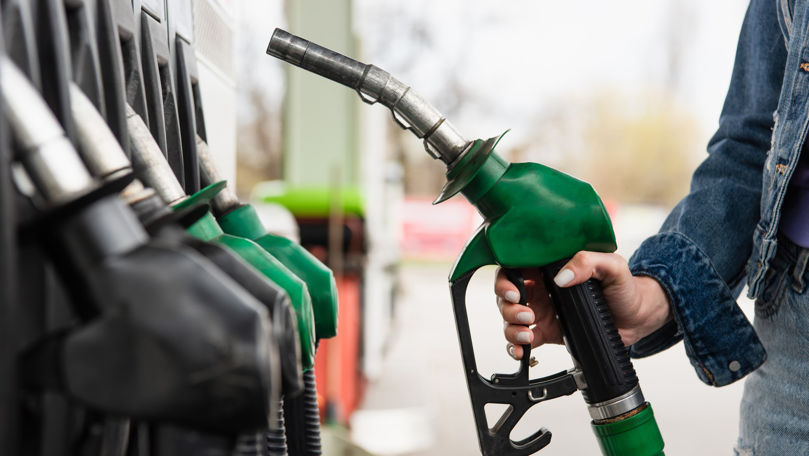 Цены на бензин и дизтопливо в Молдове вновь снижаются.