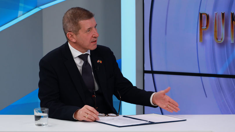 Посол Великобритании в Республике Молдова Стивен Фишер.