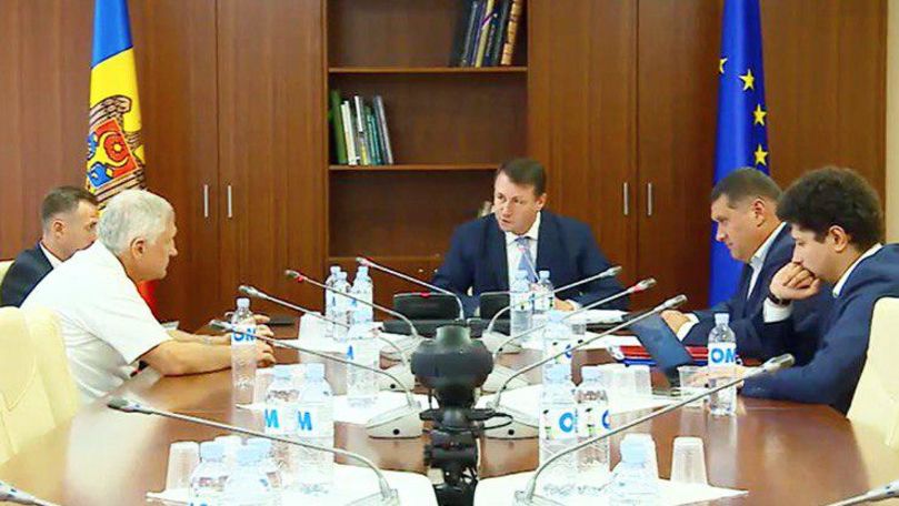 Gaburici și Eșanu au fost audiați cu privire la privatizarea Air Moldova