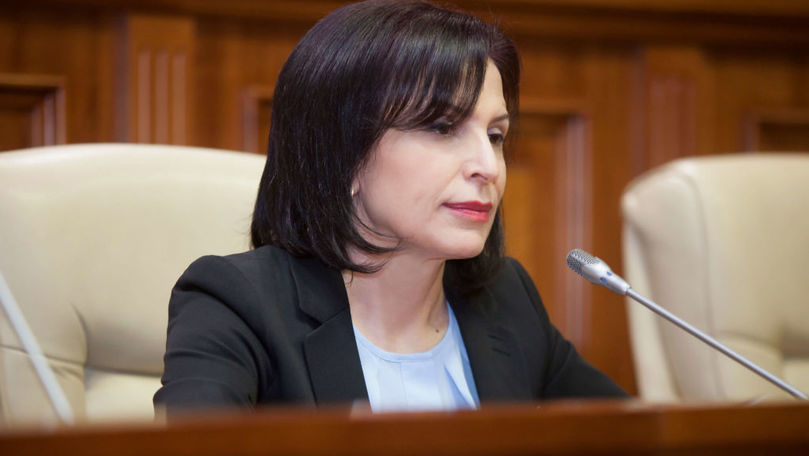 Soțul deputatei PDM, reținut pentru contrabandă, va activa iar la Vamă