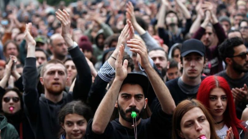 Mii de protestatari contestă la Tbilisi guvernul georgian