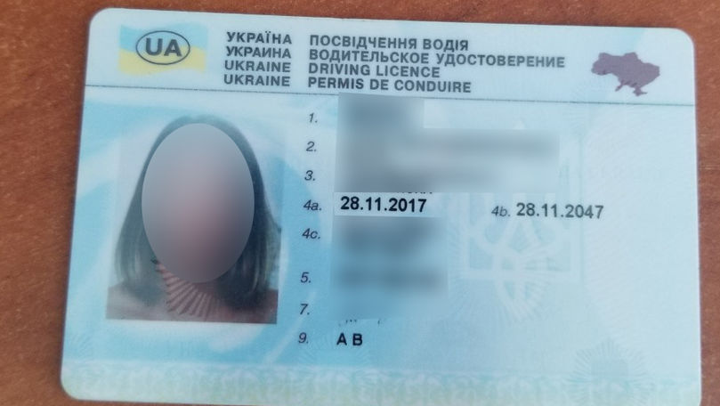 Tânără din Ucraina, prinsă la frontieră cu permis de conducere fals