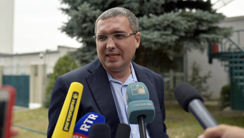 Bancul lui Usatîi despre polițiștii care îl vor vota pe Năstase
