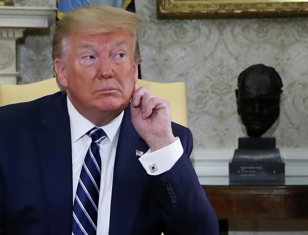 Трамп пригрозил Ирану ударами вплоть до уничтожения в случае нападения.