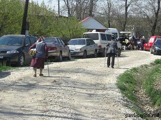 Astfel, până la poarta cimitirelor va circula doar transportul public, în baza unui permis eliberat de poliţie.