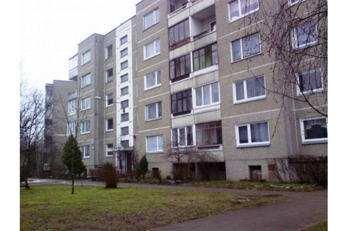 Власти АТО Гагаузия продлили недавно срок приватизации жилищного фонда до ноября 2016 года.