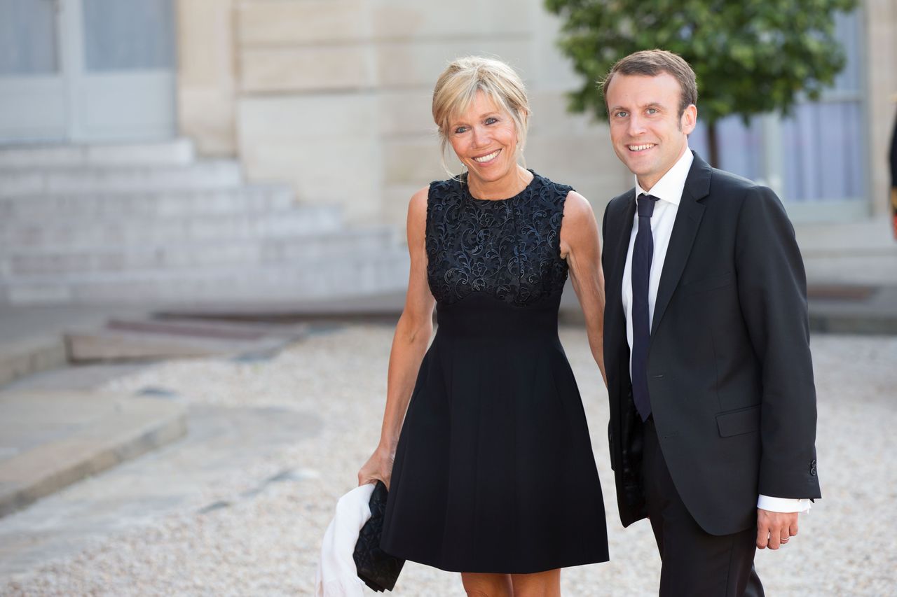 Macron vorbește fără ocolișuri despre controversata lui căsătorie. Foto: glamour.ro