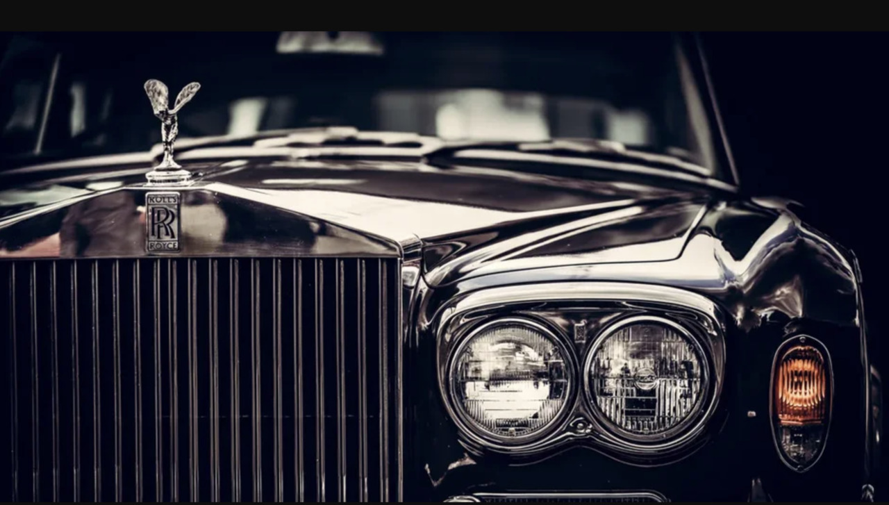 Rolls-Royce втрое увеличил годовой доналоговый убыток.