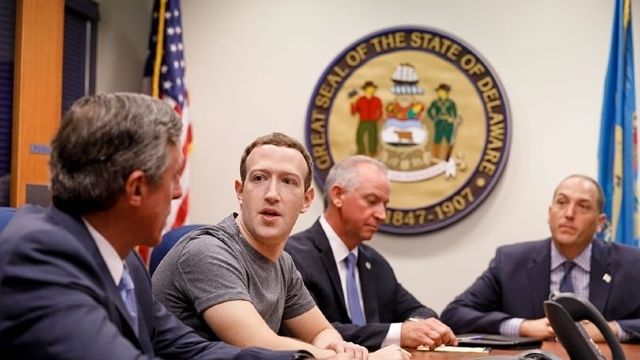 Google, Facebook şi Twitter, chemate să răspundă în faţa Congresului pentru amestecul Rusiei în alegeri.