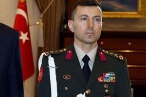 Советник президента Турции по вопросам военной авиации подполковник Эркан Кыврак задержан.